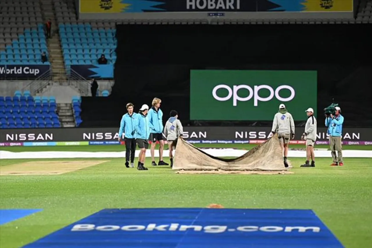 বৃষ্টির জন্য ফের বিঘ্নিত দক্ষিণ আফ্রিকার ম্যাচ