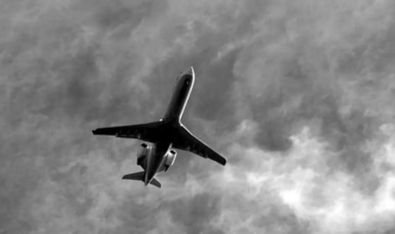 জার্মানি থেকে মরিশাসগামী বিমানে অস্থিরতায় আহত ২০