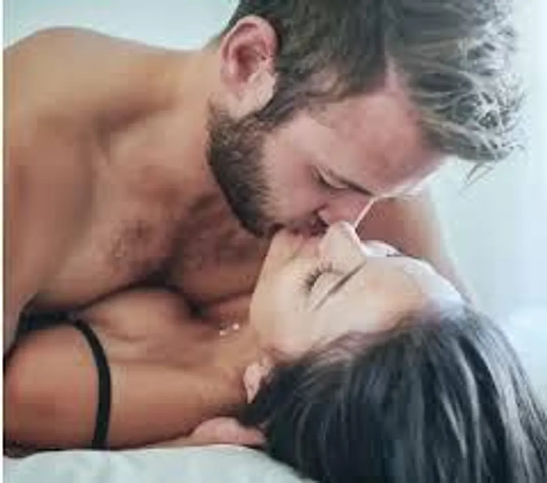 পুরুষদের সম্পর্কে মহিলাদের জন্য পাঁচটি সেক্স টিপস