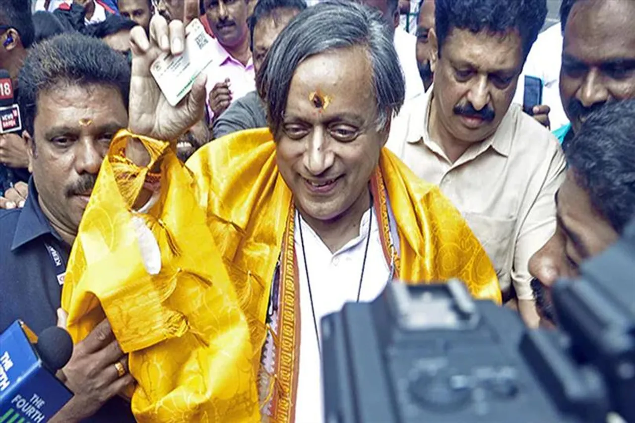 গণনায় কারচুপির অভিযোগ থারুর গোষ্ঠীর