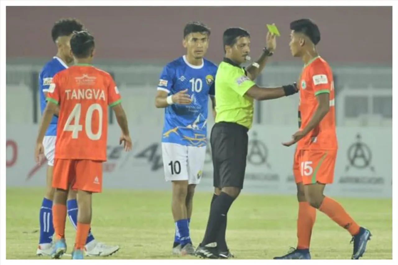 নুহুর গোলে জিতল কাশ্মীর