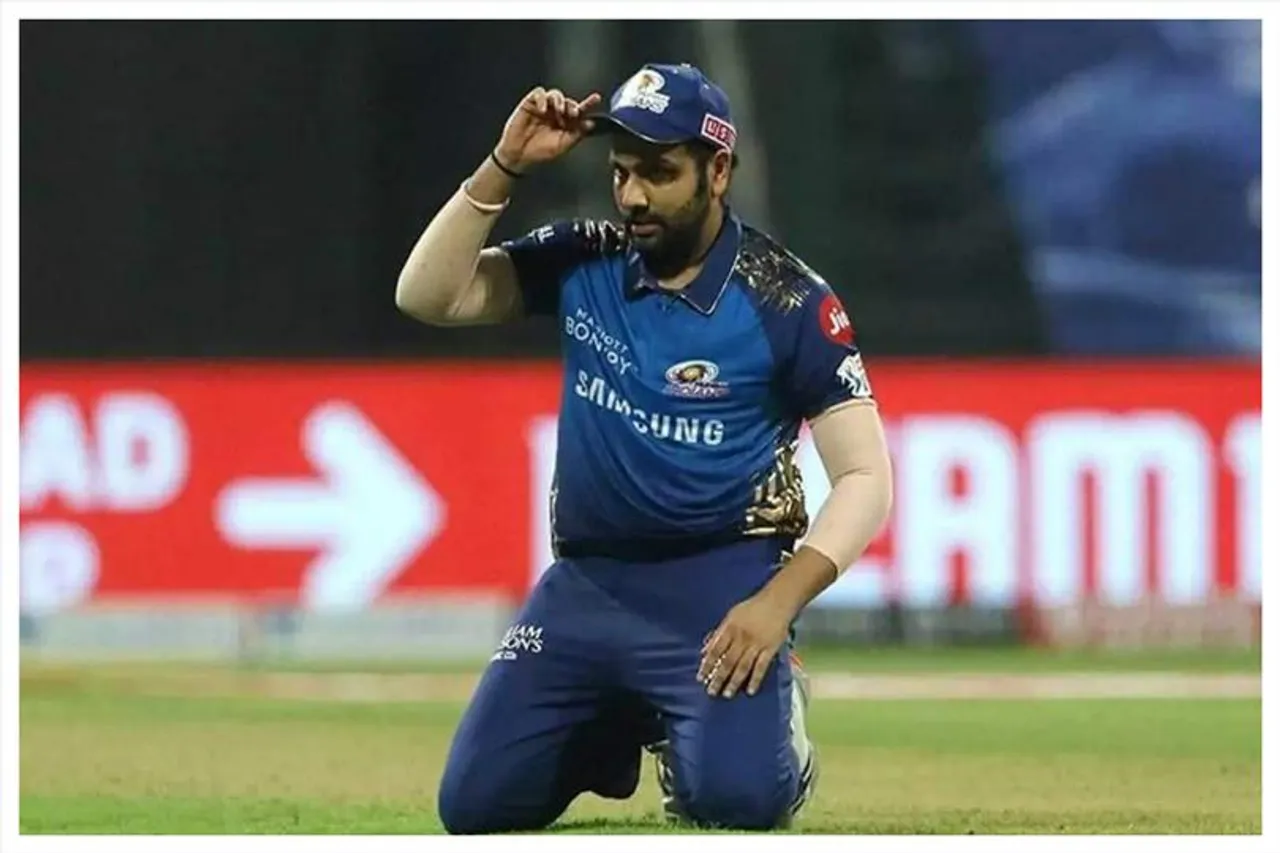 হঠাৎ-ই দায়িত্ব থেকে সরলেন রোহিতদের কোচ