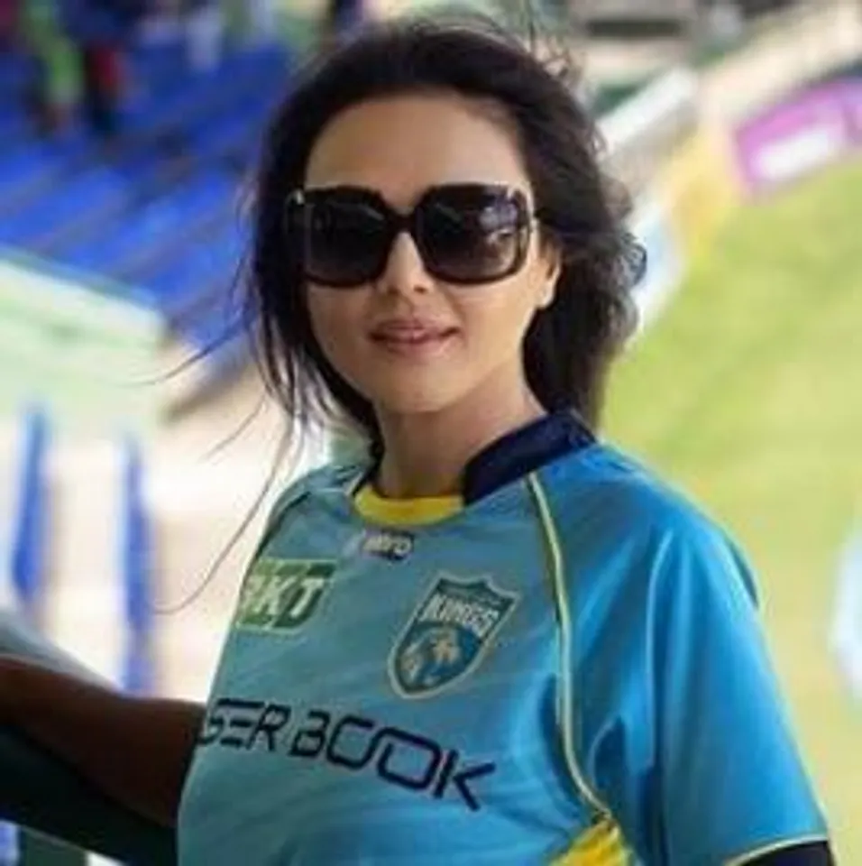 স্বামী জিনের সঙ্গে ছবি শেয়ার করলেন প্রীতি জিন্তা