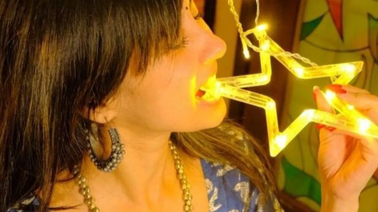 'বাড়িতে খাবার নেই?' মনামীর পোস্টে প্রশ্ন অনুরাগীদের