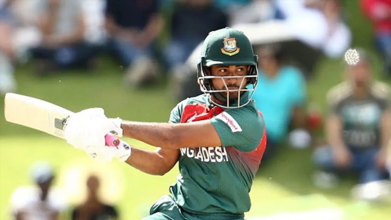বাংলাদেশকে ৫০ রানের গণ্ডি পার করালেন শামিম