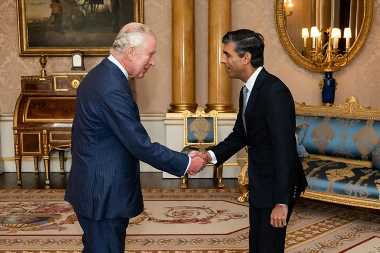 কত নম্বর ঘরে দুজনের সাক্ষাৎ হল জানেন?