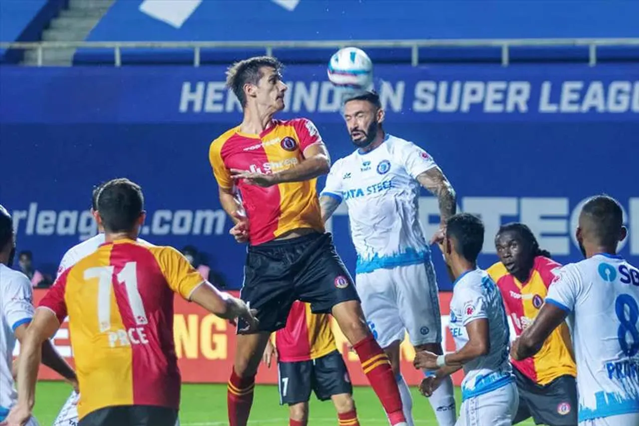 কোম্পানির হাতে তুলে দেওয়া হতে পারে ফুটবলারদের তালিকা