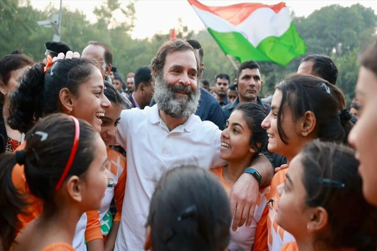 করোনা বাড়ছে, ভারত জোড়ো যাত্রা নিয়ে রাহুলকে চিঠি কেন্দ্রের