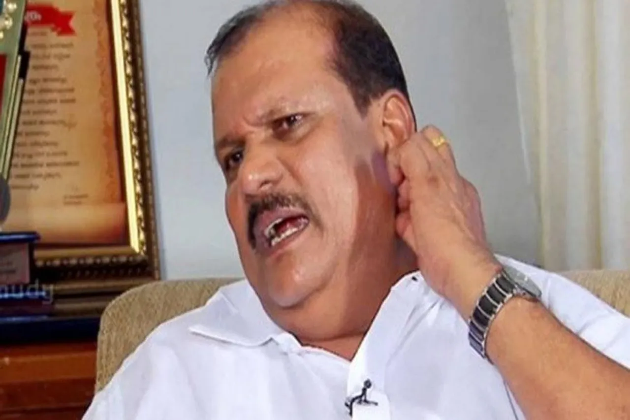 প্রাক্তন বিধায়কের বিরুদ্ধে শ্লীলতাহানির অভিযোগে মামলা দায়ের