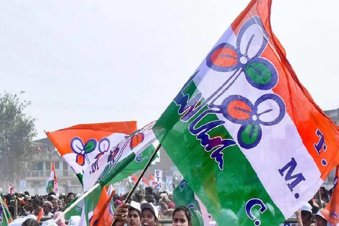 ১ জানুয়ারি তৃণমূল কংগ্রেসের প্রতিষ্ঠা দিবস, বর্ণাঢ্য শোভাযাত্রা