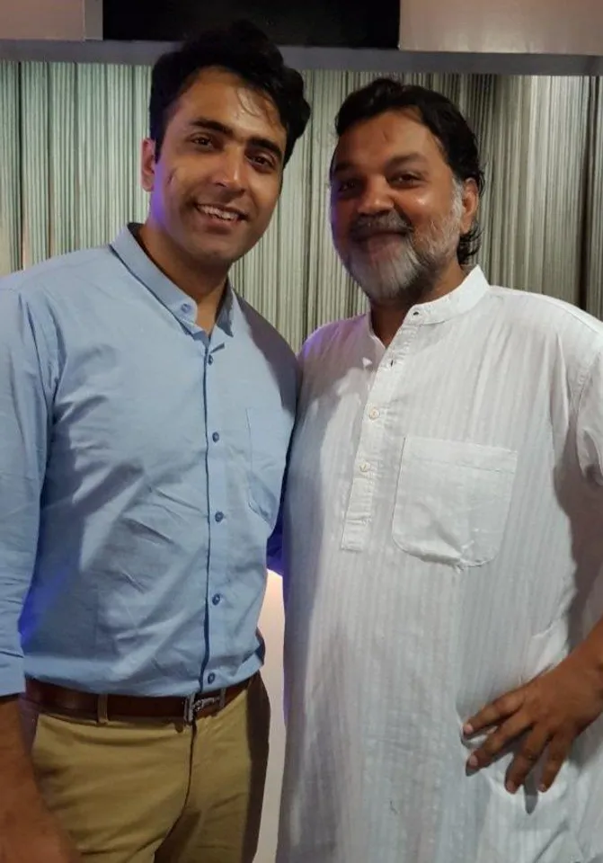 সৃজিত মুখার্জীকে জন্মদিনের শুভেচ্ছা জানিয়ে ছবি শেয়ার করলেন আবীর