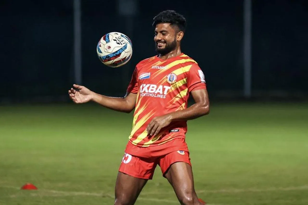 অনুশীলনে হাসি মুখে মোবাশির