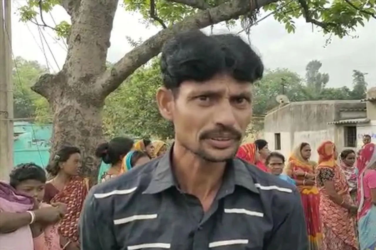 খান্দরায় ধস, বিপদে ৪০০ থেকে ৫০০ মানুষ- শুনুন তাদের বক্তব্য