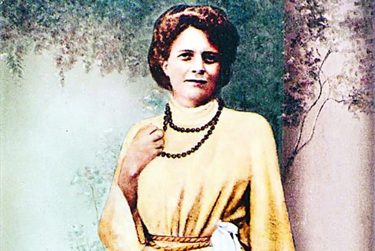 তিন বছরের লড়াই! লন্ডনে নিবেদিতার মূর্তিতে ছাড়পত্র