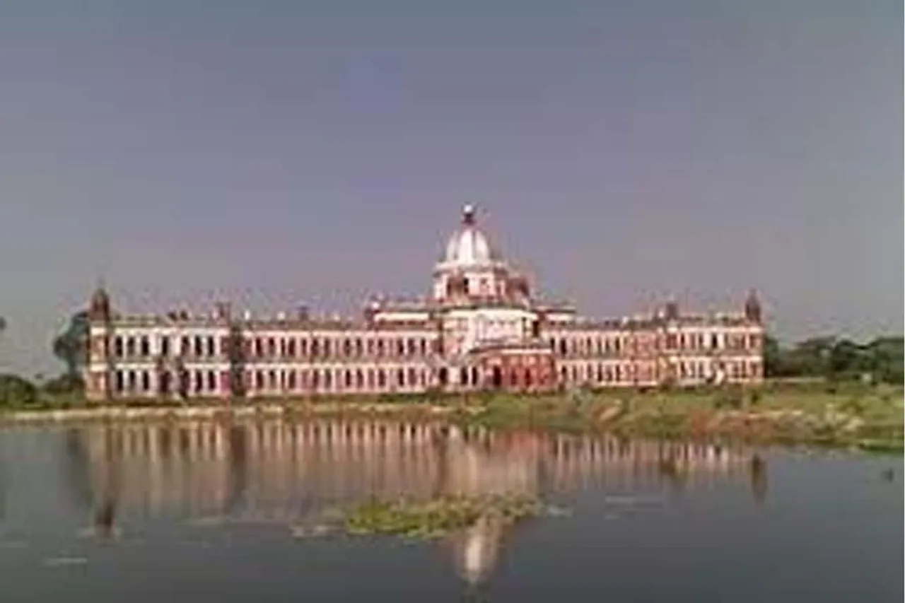 ভ্রমণে কোচবিহার