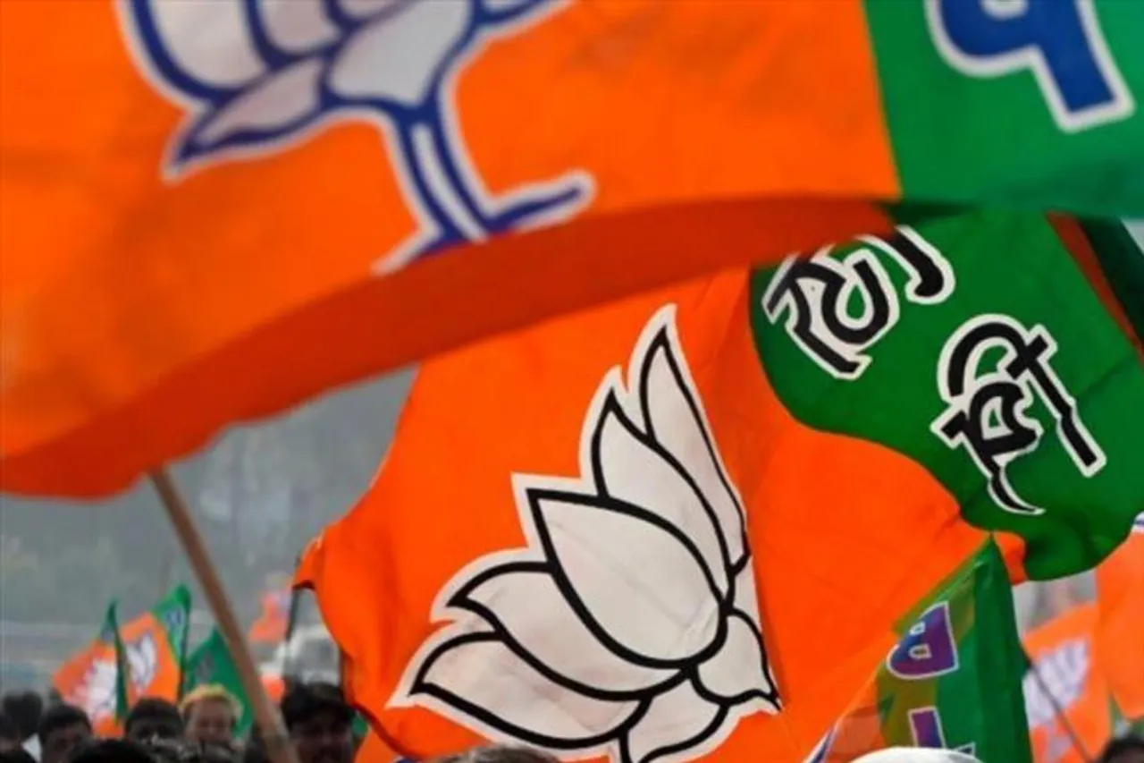 প্রকাশ্যে বিজপির গোষ্ঠী কোন্দল