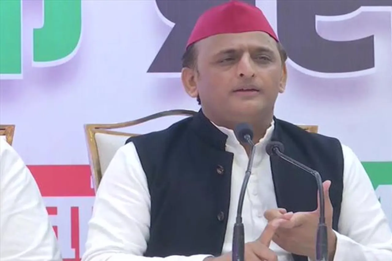 সরকারে এলে সমাজবাদী ক্যান্টিন চালুর ঘোষণা অখিলেশের