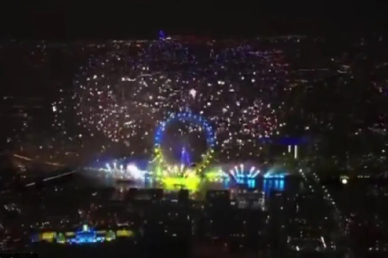 ইউক্রেনের সমর্থনে নববর্ষ উদযাপনে বিশেষ ব্যবস্থা যুক্তরাজ্যের, দেখুন ভিডিও