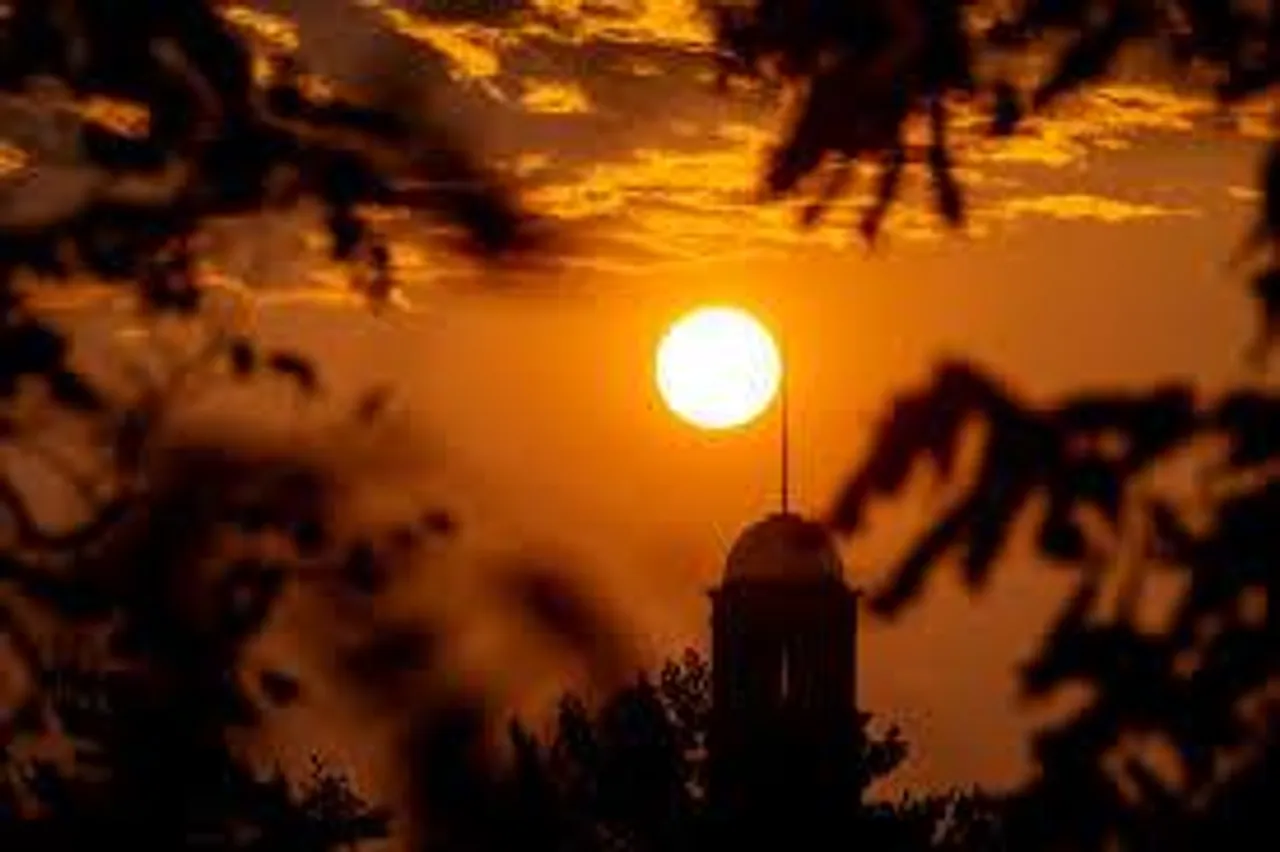 কেমন থাকবে আজ সারাদিনের আবহাওয়া