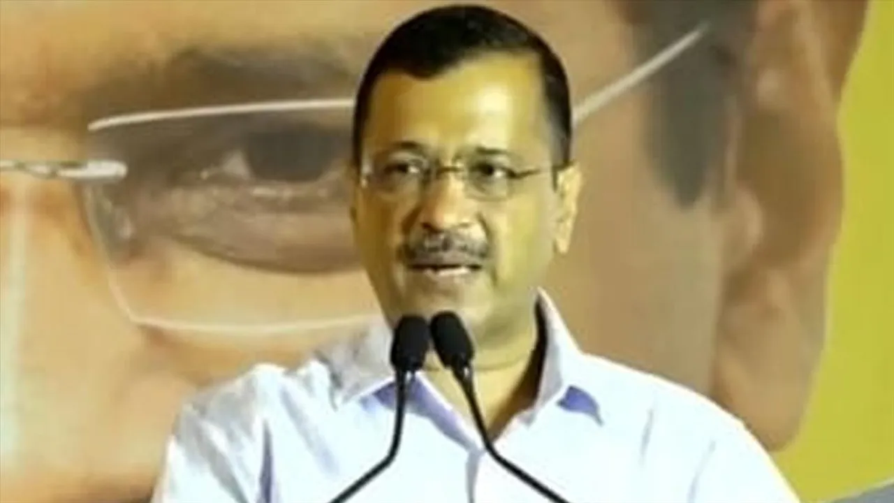 মানুষের কাছে যাওয়া থেকে আমাকে কেউ আটকাতে পারবে না : কেজরিওয়াল