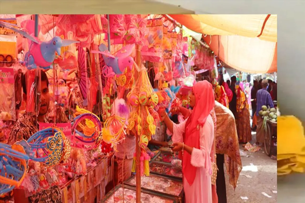 পয়লা বৈশাখ উপলক্ষে আয়োজিত 'বউমেলা' সম্বন্ধে জানুন