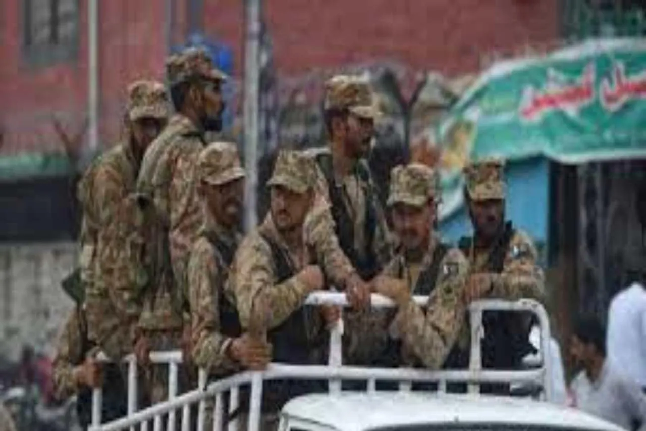 সেনা-জঙ্গি সংঘর্ষ, ২ সেনা সহ ৭ জঙ্গি নিহত