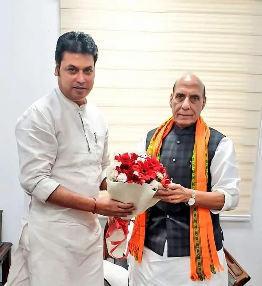 রাজনাথ সিং এর সঙ্গে সাক্ষাৎকার করলেন প্রাক্তন মুখ্যমন্ত্রী বিপ্লব কুমার