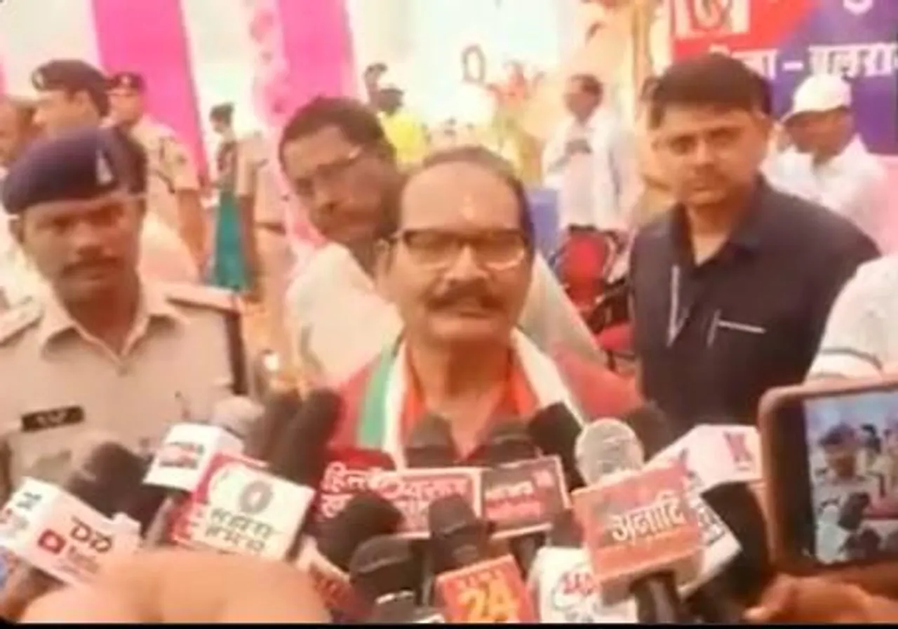 'রাস্তা ভাল হলেই দুর্ঘটনা ঘটে', বলছেন খোদ রাজ্যের মন্ত্রী