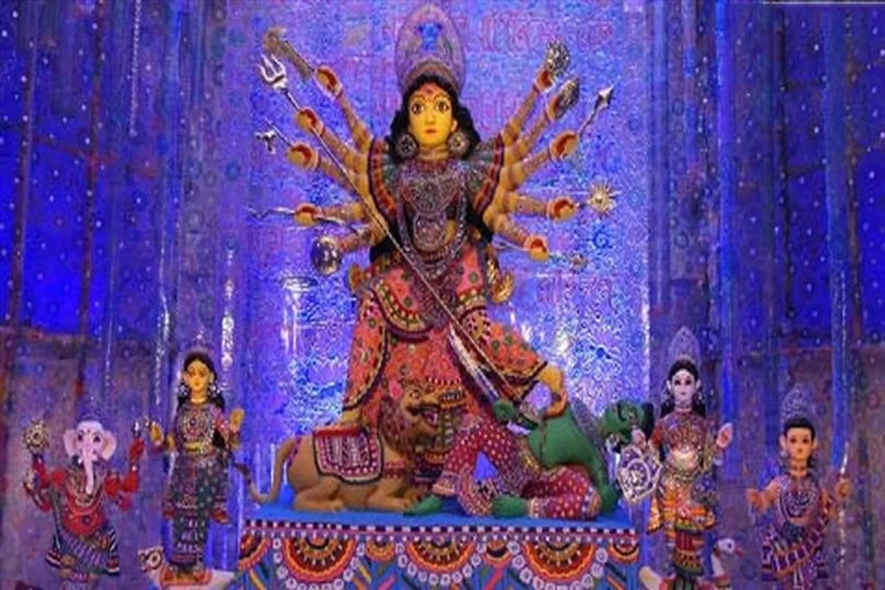 বৃষ্টির জন্য আগাম প্রস্তুতি নিয়েছে '' সন্তোষপুর ত্রিকোণ পার্ক ''