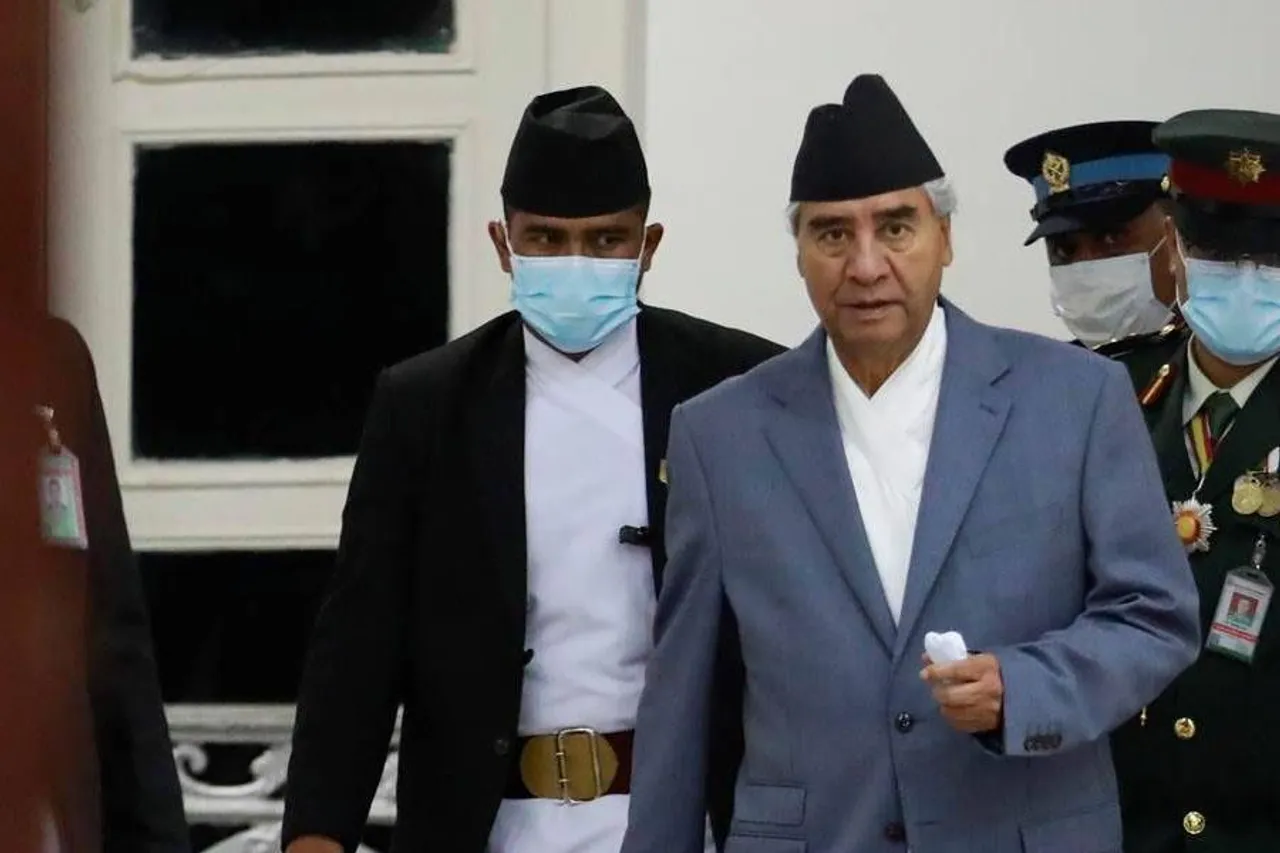 প্রধানমন্ত্রী মোদীকে স্বাধীনতা দিবসের শুভেচ্ছা জানালেন নেপালের প্রধানমন্ত্রী