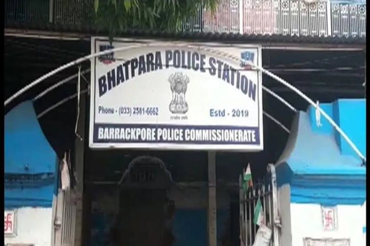 ভাটপাড়ায় বিয়ে বাড়ির সামনে বোমাবাজি, জখম বহু