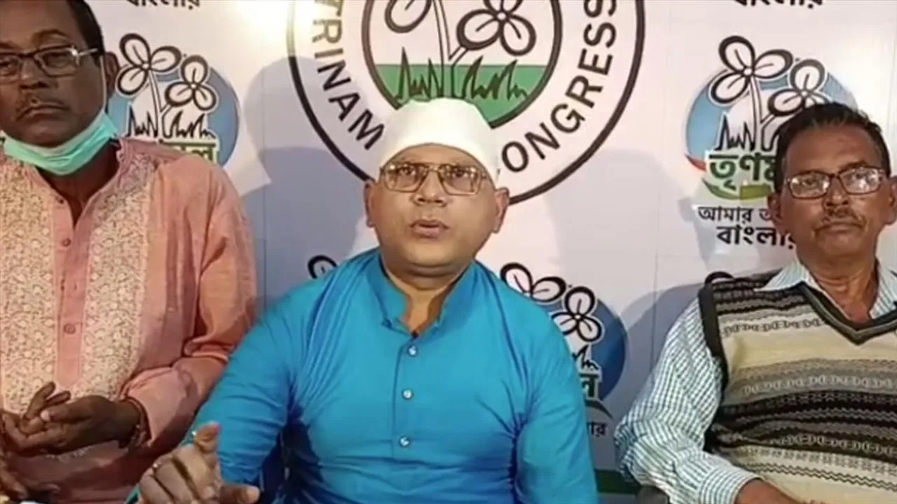 নিরঙ্কুশ সংখ্যাগরিষ্ঠতা নিয়ে খড়্গপুর পুরসভার বোর্ড গঠন করবে তৃণমুল!