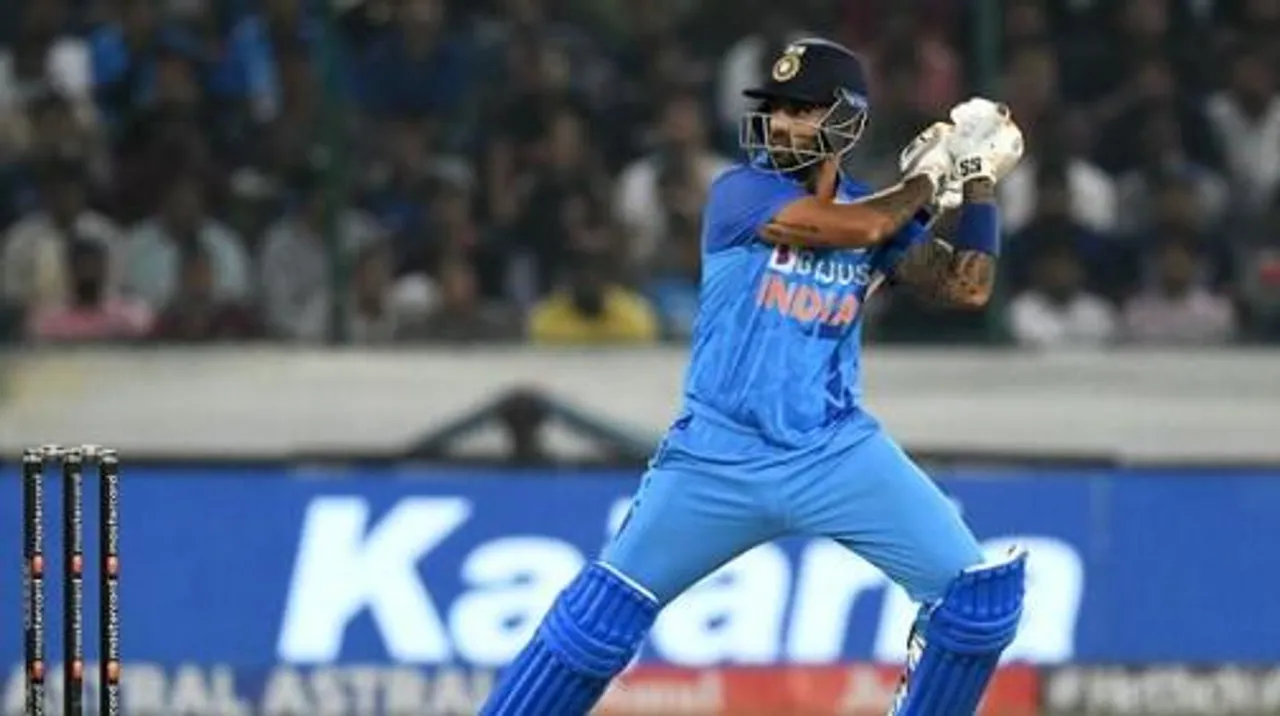 ঝোড়ো হাফ-সেঞ্চুরি সূর্যকুমারের