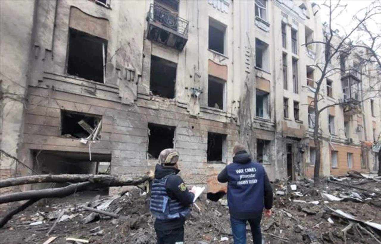 দোনেৎস্কে রুশ হামলায় নিহত ৪, আহত ১১