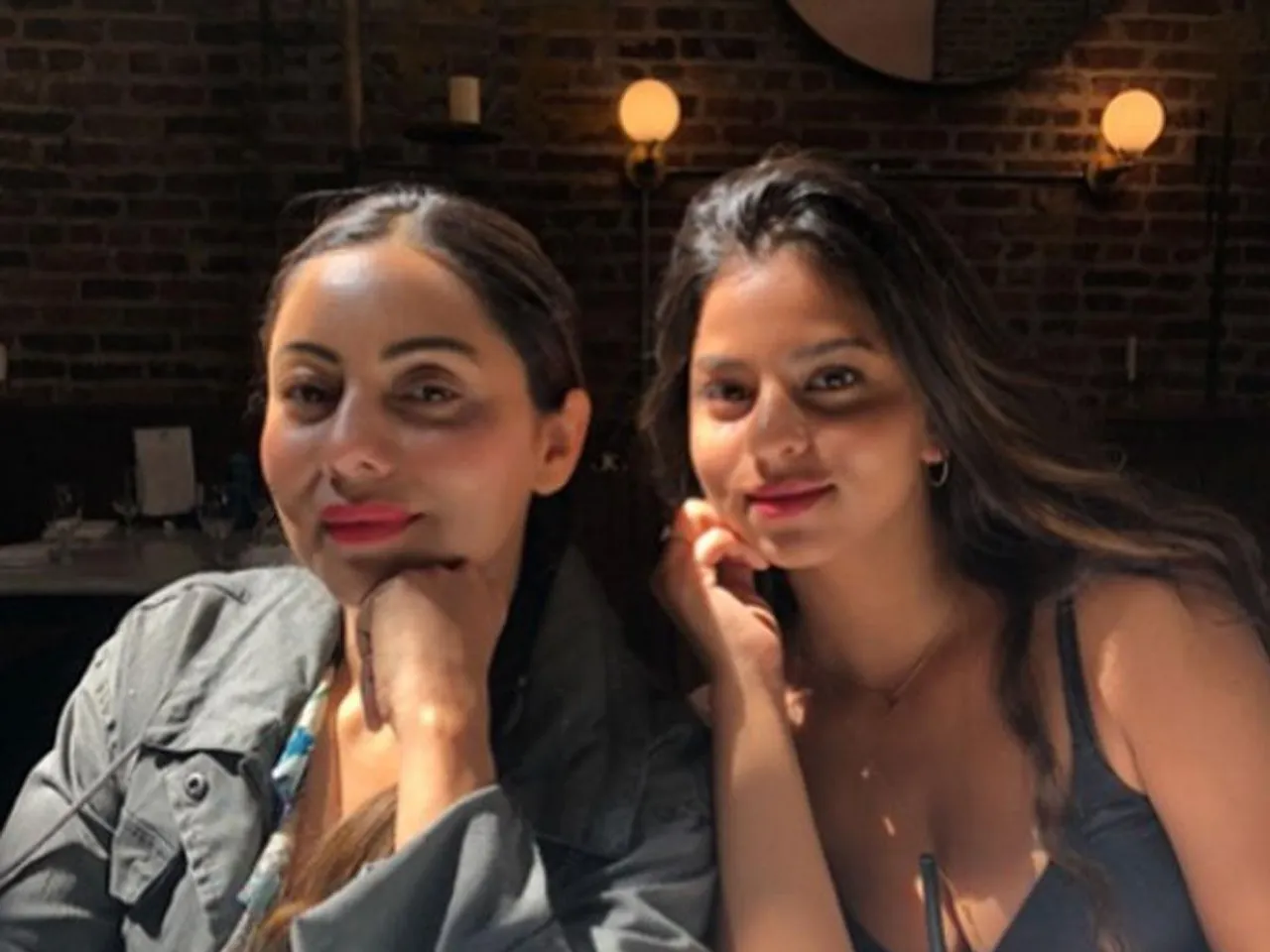 মেয়ে সুহানার সুন্দর ছবি শেয়ার করেছেন গৌরী খান