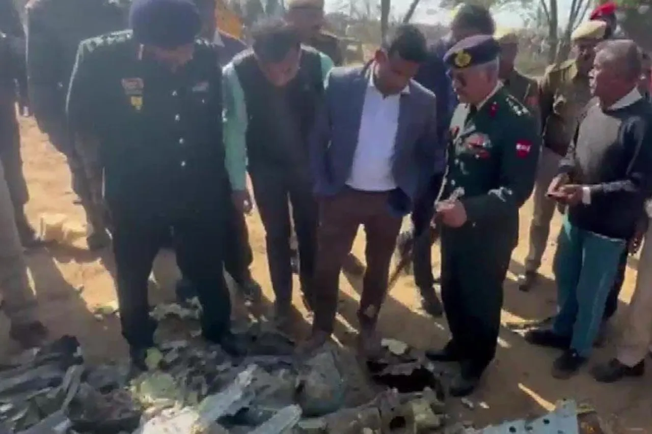 IAF: সাধারণ চার্টার নয়, রাজস্থানে ভেঙে পড়েছে বায়ুসেনার চার্টার জেট বিমান