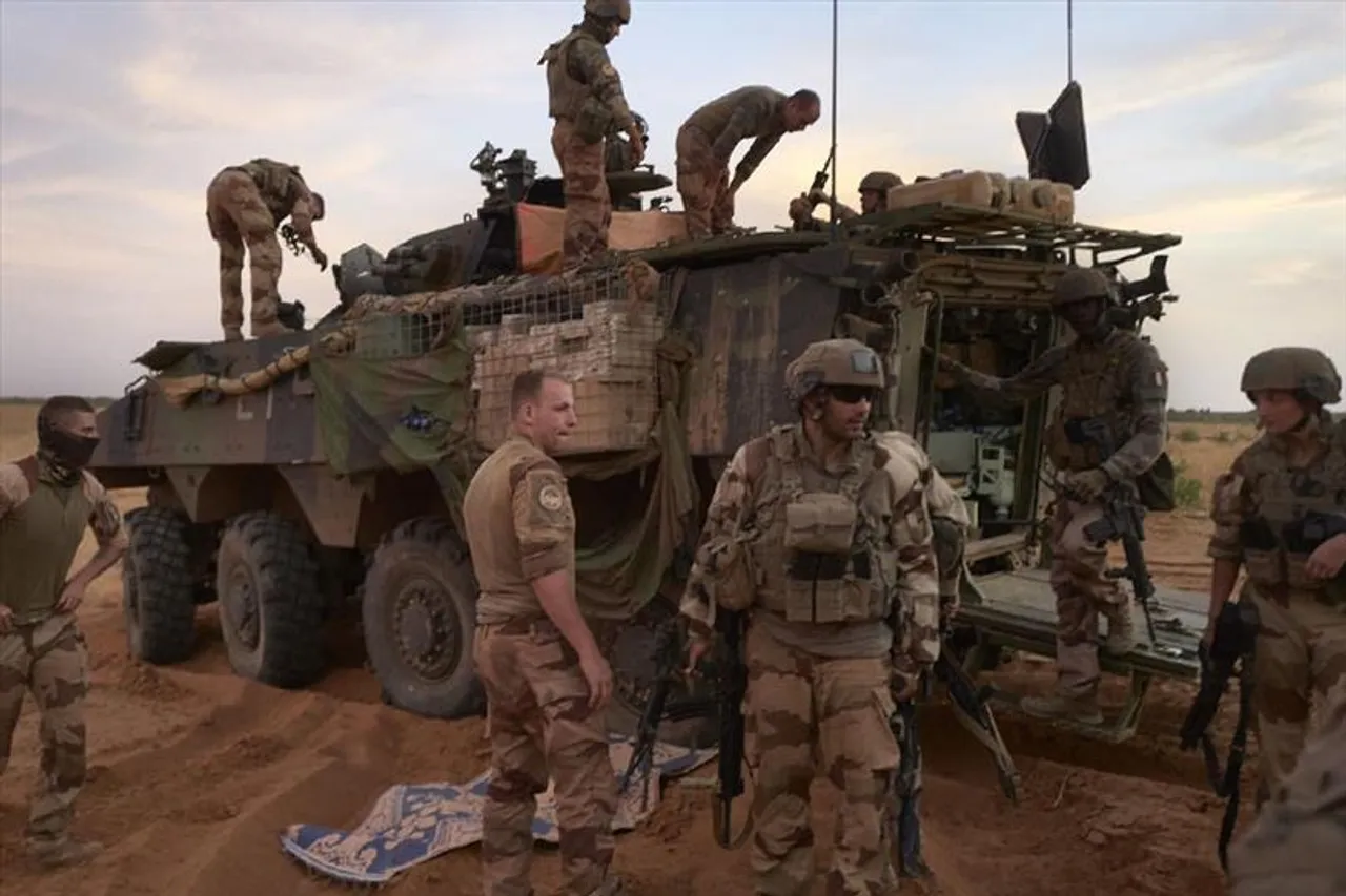 বুরকিনা ফাসো থেকে ফ্রান্সের রাষ্ট্রদূতকে প্রত্যাহার