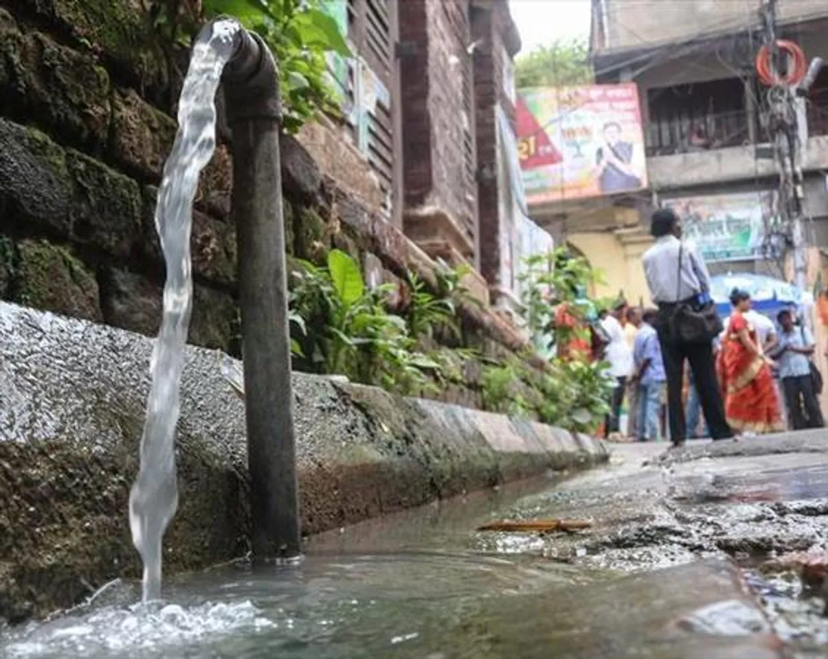 গরমে জল সরবরাহ নিয়ে জেলাগুলিকে নয়া নির্দেশ রাজ্যের