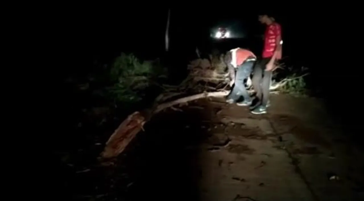 অবশেষে কালবৈশাখীর স্বাদ পেল পশ্চিম মেদিনীপুর