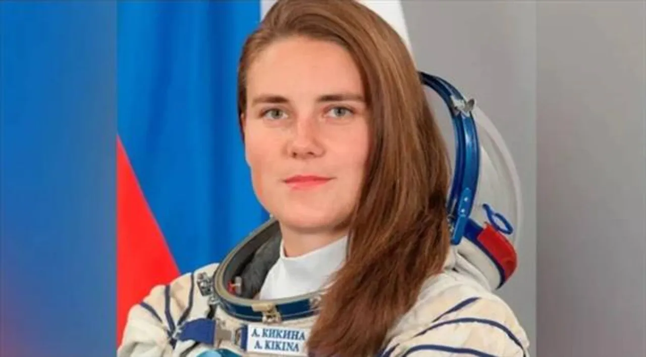 মহাকাশে পাড়ি প্রথম রুশ মহিলা নভশ্চরের