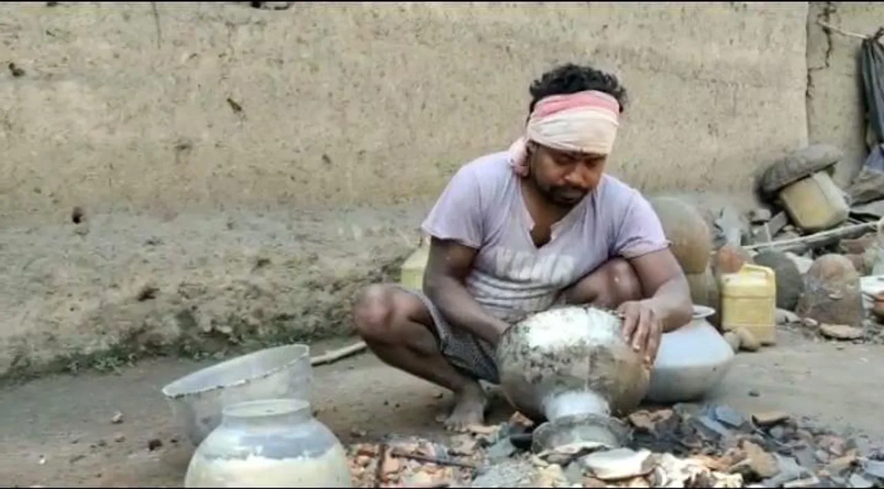 পৌর ভোটের আগে বন্ধের মুখে ঐতিহ্যের কাঁসা পিতল ও তাঁত শিল্প