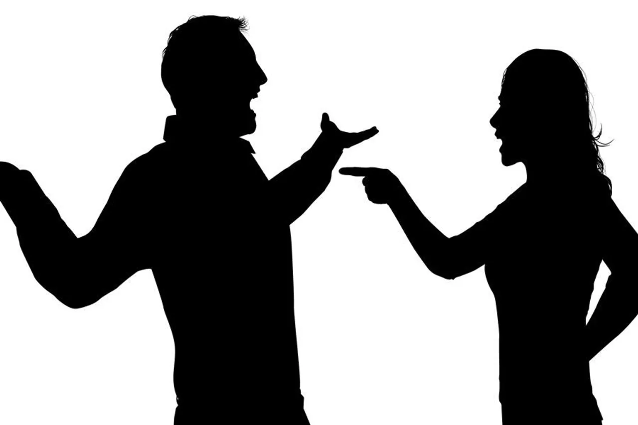 আপনার প্রেমিক কী খুব রাগী? কী করবেন জানুন