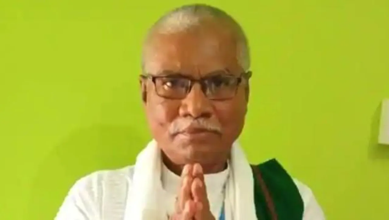 মনোরঞ্জনের ফেসবুক পোস্টে বিতর্ক