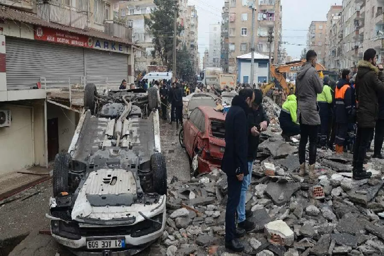 সোমবার ফের কাঁপল তুরস্ক ও সিরিয়া, এবার ৭.৬ মাত্রার ভূমিকম্প