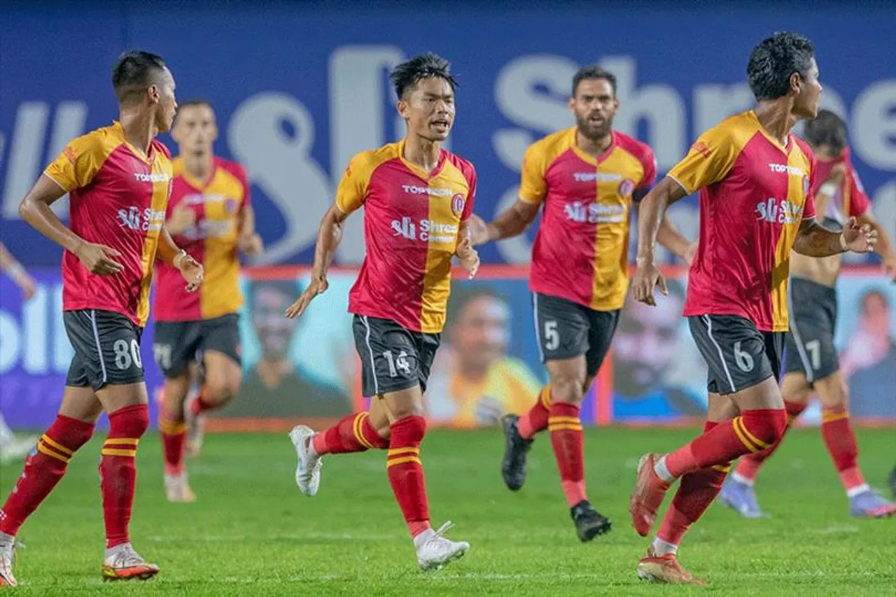 মুখ্যমন্ত্রীর হাত ধরে হতে পারে ইস্টবেঙ্গলের বই উন্মোচন