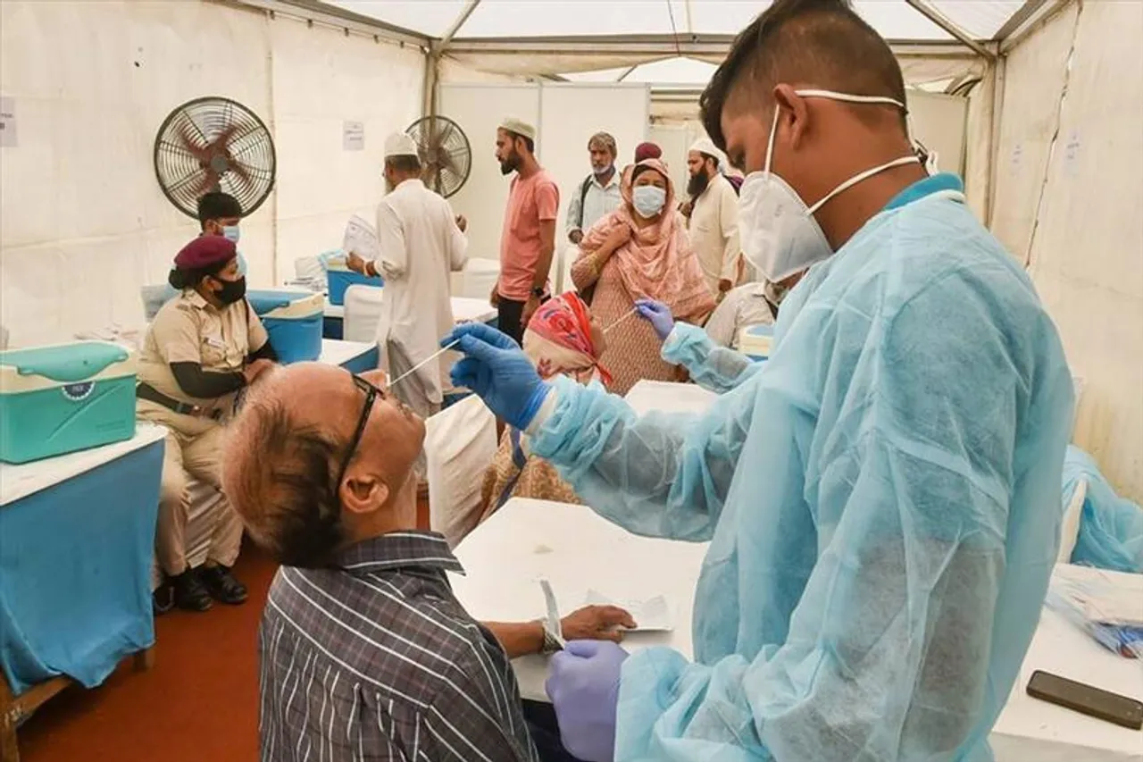 ১৭ হাজারের গণ্ডি পেরোল কোভিডের সংক্রমণ