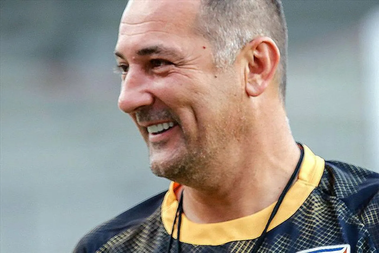 দেখে নিন ঘরের মাঠে ভারতীয় কোচের পরিসংখ্যান কেমন