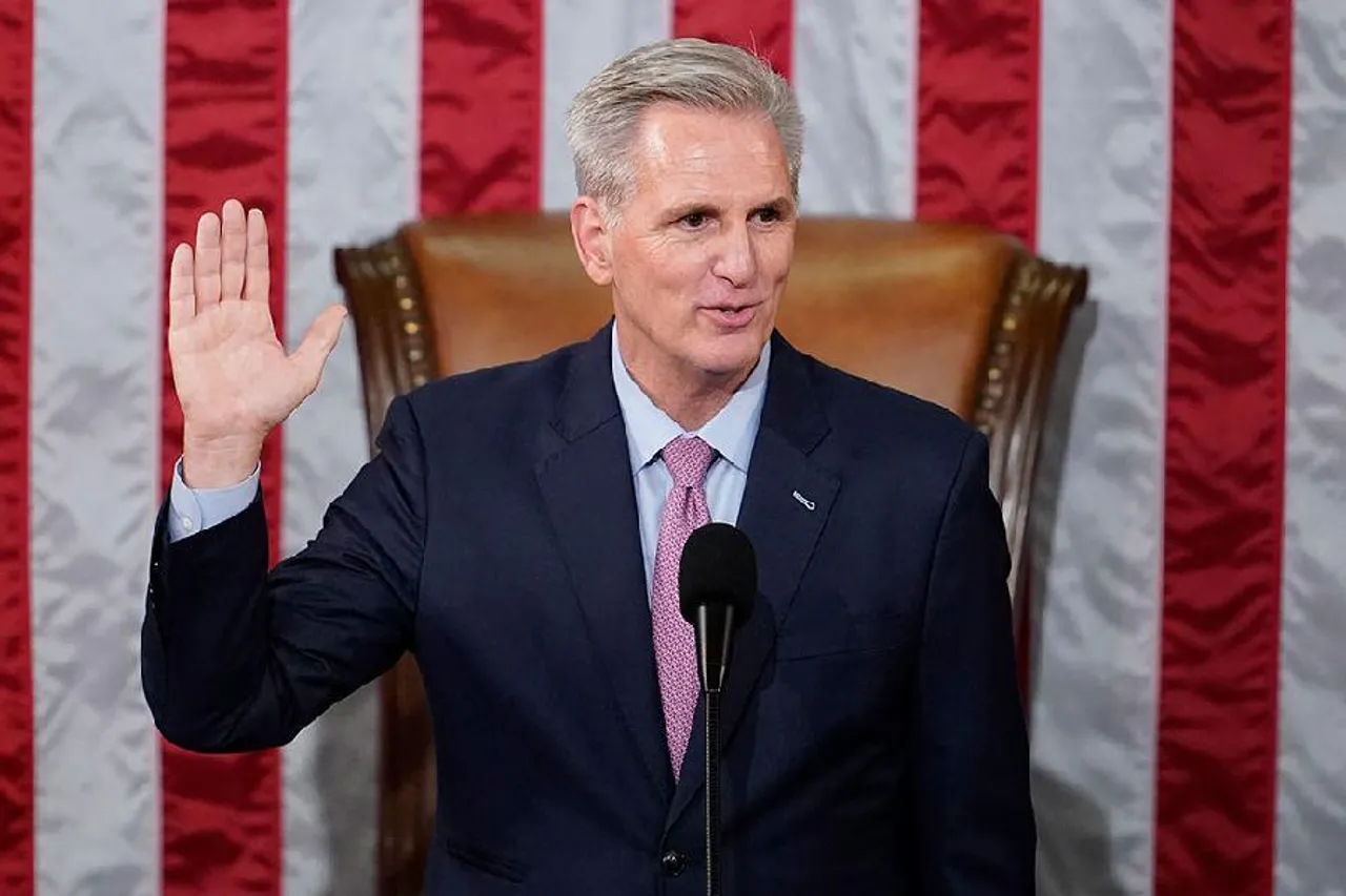 হাউস স্পিকার হিসাবে শপথ নিলেন ম্যাকার্থি