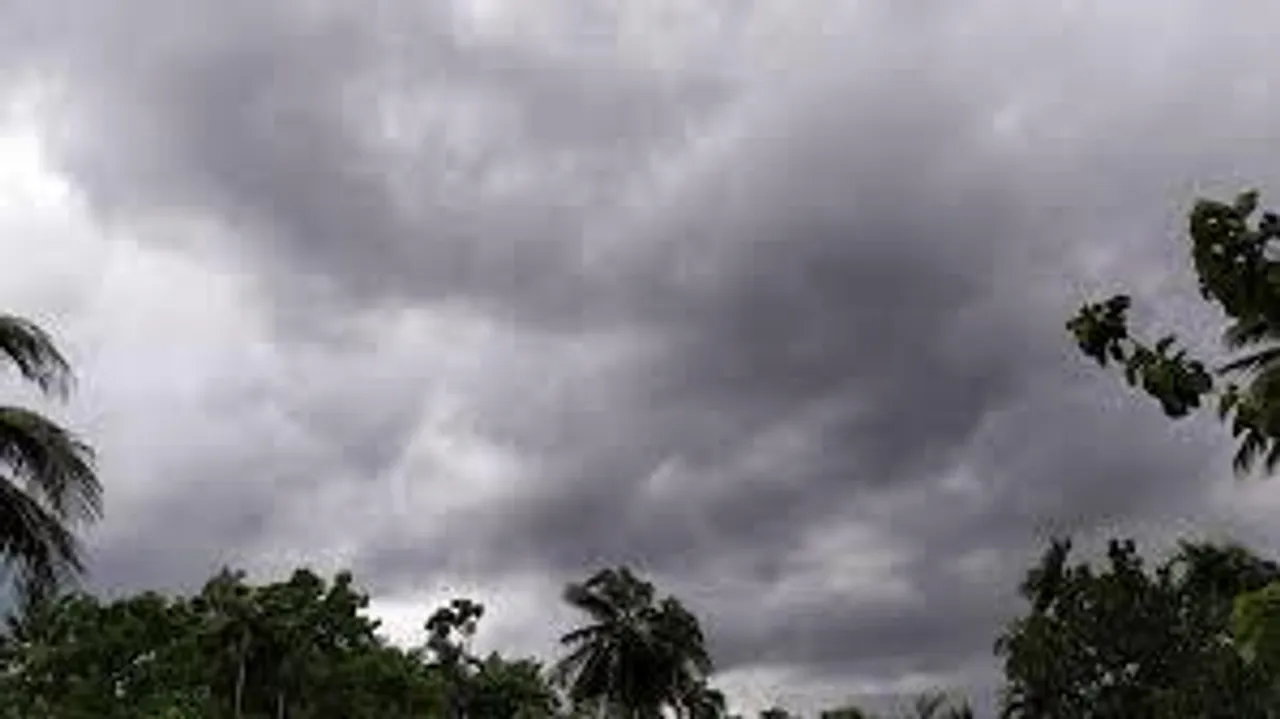 ঝোড়ো হাওয়ার লাল সতর্কতা বঙ্গের এই জেলাগুলিতে