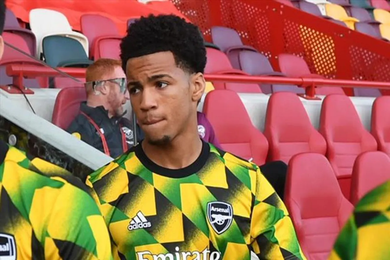 ইংলিশ প্রিমিয়ার লিগের সমস্ত রেকর্ড ভেঙে দিয়েছেন আর্সেনাল তারকা